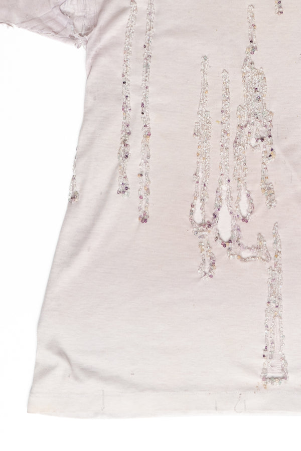 QUARTZ - AMETHYST CHARM TEE