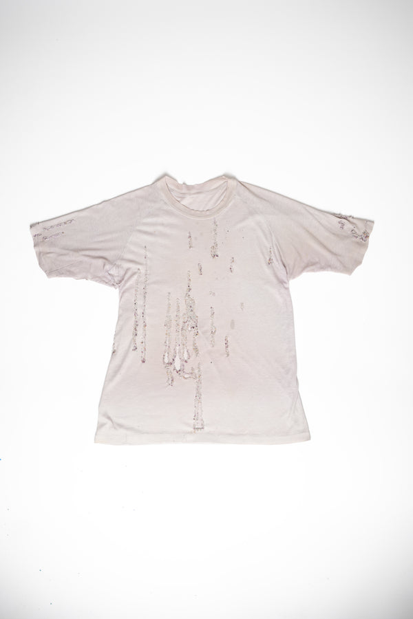 QUARTZ - AMETHYST CHARM TEE